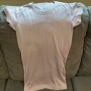 Lululemon swiftly tech shirt